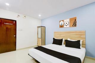 Collection O SV Hotel - 3