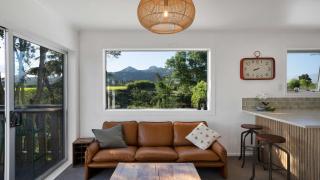 Oakura Oasis - ultimate beachside retreat - Oakura - 4