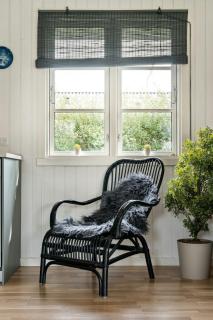 Classic Lovingly Renovated Near Beach - 9