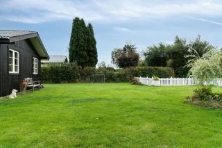 Classic Lovingly Renovated Near Beach - 7