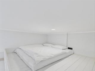 Modern Loft Studio in Old Town Riga - Riga - 2