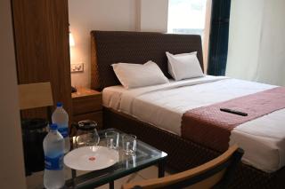RV Park Inn Residency - Chennai - 6