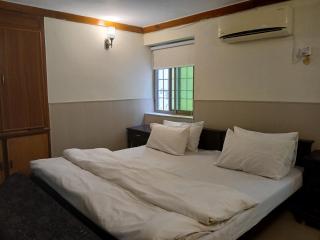 Room at khan house - Islamabad - 4