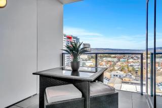 Cityscape Haven - CBD retreat with an array of Hotel Amenities - Adelaide - 9