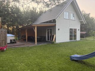 Domek Oliwkowy Balia z Jacuzzi KASZUBY - Niesiołowice - 9