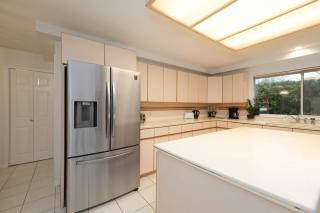 Private Room in Cozy Homestay with Prime Location - Vancouver - 1