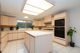 Private Room in Cozy Homestay with Prime Location - Vancouver - 3
