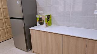Spacious Minimalist Home for Families Group 14pax - Kuching - 6