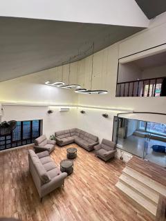 House of Fracspace - Jāmb - 0