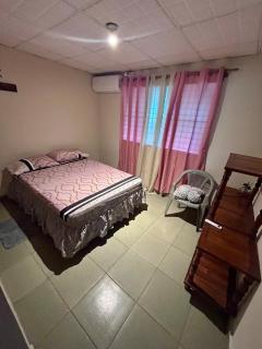 Casa en zona segura, céntrica! - David - 2