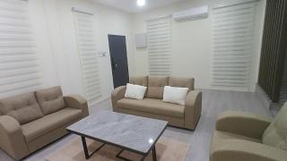 Spacious Minimalist Home for Families Group 14pax - Kuching - 9