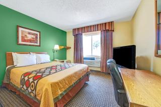 Super 8 by Wyndham McKinney/Plano Area - McKinney - 1