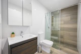 Liverpool Modern new 2 Bedroom APT View & Parking - Liverpool - 7