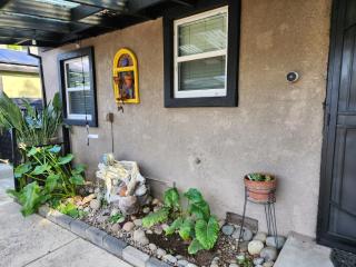 2 1 Cozy Home - Stockton - 5