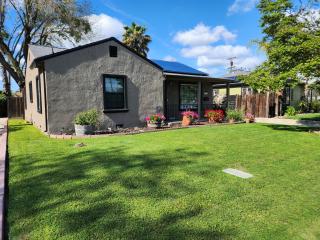 2 1 Cozy Home - Stockton - 3