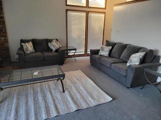 Your cozy little house away from home plus jacuzzy - West Wendover - 9