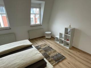 Schönes Apartment mit 2 Schlafzimmern und Balkon - Plauen - 6