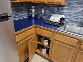 Your cozy little house away from home plus jacuzzy - 1