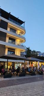 Lion Gate Hotel - Sarandë - 9