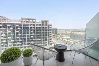 Free housekeeping visits during your stay - StayShort - Cozy Studio in Azizi Riviera Sleeps 3 with Pool - 6