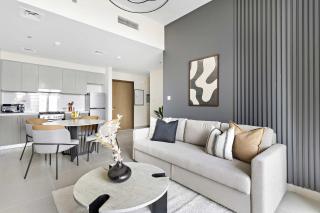 Silkhaus Opera district in Downtown new tower with pool & gym - Dubai - 5