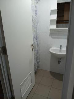 Skylounge Makassar Apartment - Manda - 4