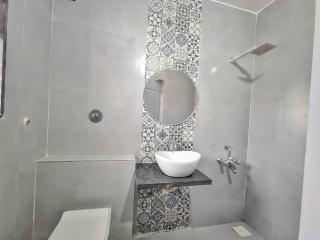 ll EMPYREAN STAY ll SUNFLOWER VILLA ll 3BHK ll AC ll PVT POOL ll FREE WIFI ll - Lonavala - 6