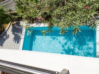 ll EMPYREAN STAY ll SUNFLOWER VILLA ll 3BHK ll AC ll PVT POOL ll FREE WIFI ll - Lonavala - 7
