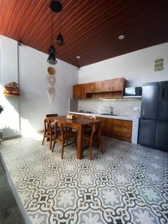 Nengahs Hideaway - 1