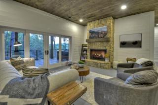River Bend New listing Modern mountain luxury with amenities galore - Blue Ridge - 9