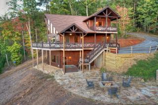 View-Topia STUNNING VIEWS - Hot tub - Gameroom - Blue Ridge - 4