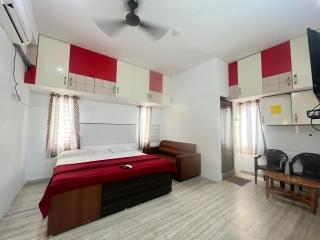 Hotel Bay inn - Tirupporūr - 0