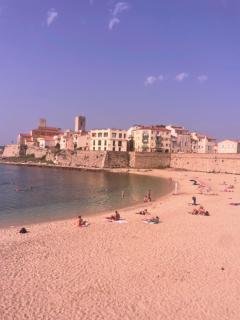 Logement insolite French Riviera avec parking - Antibes - 0