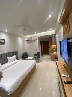 Krisha Stay - Lucknow - 7