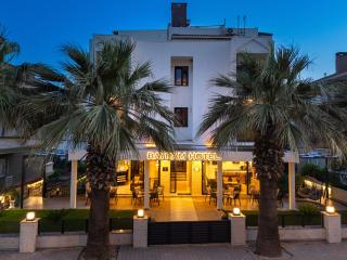 Bayram Hotel - Çeşme - 8