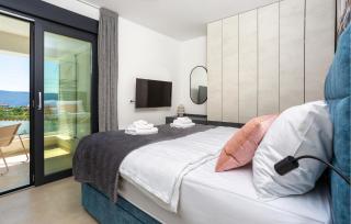 Amazing Home In Linardici - 6