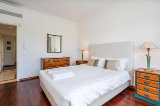 Vilamoura Central 2 Bedroom Flat - 6