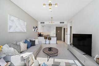 Stylish 1BHK Close to Burj - 9