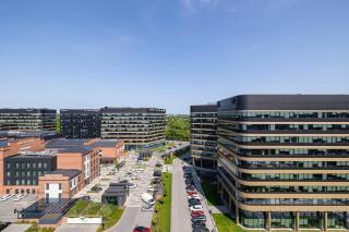 Fabryczna Modern Apartment with Balcony & Parking in Cracow by Noclegi Renters - Krakow - 4