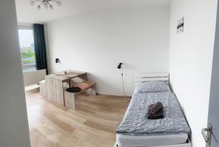 Stylish Apartment in Köln-Deutz - Cologne - 3