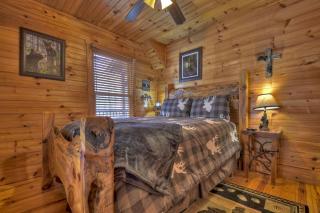 Cardinals Crossing Mountain view hot tub pet-friendly firepit - 1