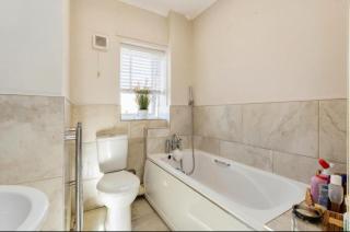 Comfortable 3BR Work or Family Stay Nottingham - Nottingham - 5