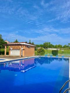 Hillview Apt w/ Pool Access - Free Wifi - Città di Tagbilaran - 9