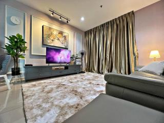 HYDE3 i-City ITQAN Premium Home - 8pax, Netflix, Parking - Shah Alam - 2