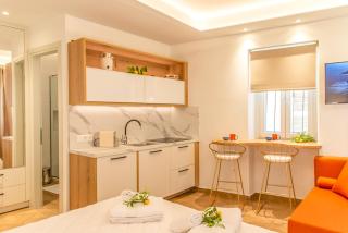 Sims Suites - - 3