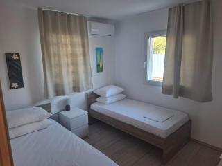 Villa Dadis - - 1
