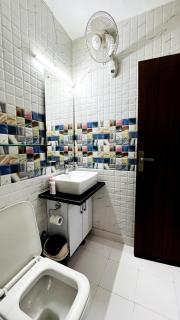AHAM PREMA Luxe 3 BR Stay 15 min from Airport - Nuova Delhi - 7