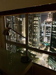 2BR Condo w Pool Loft at Fort Victoria BGC Taguig - Manila - 9