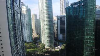 2BR Condo w Pool Loft at Fort Victoria BGC Taguig - Manila - 1