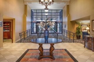 Clarion Collection Hotel Arlington Court Suites - Arlington - 9